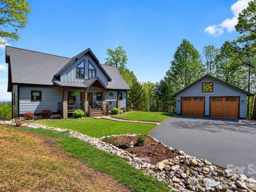 623 Mountain Vista Drive, Nebo, NC 28761.  MLS# CAR4342398, YatesRealty ID 13539. 