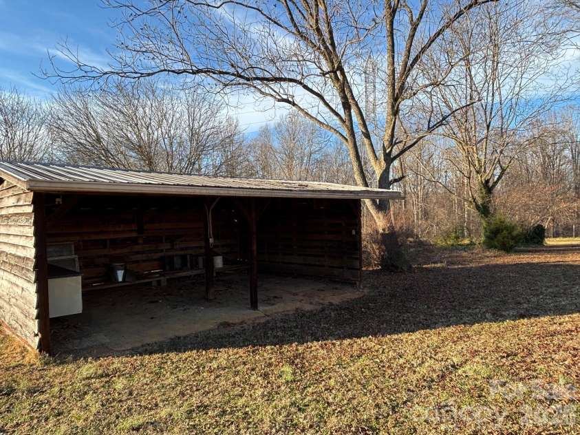 150 Old Georgia Road, Statesville, NC 28625.  MLS# CAR4324519, YatesRealty ID 1354. Second shed