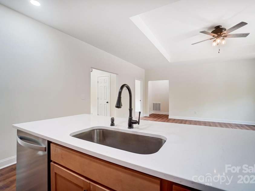 2194 Lannie Lane, Rock Hill, SC 29730.  MLS# CAR4225391, YatesRealty ID 1354. 
