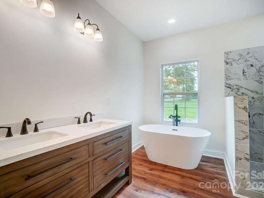 2194 Lannie Lane, Rock Hill, SC 29730.  MLS# CAR4225391, YatesRealty ID 1354. 