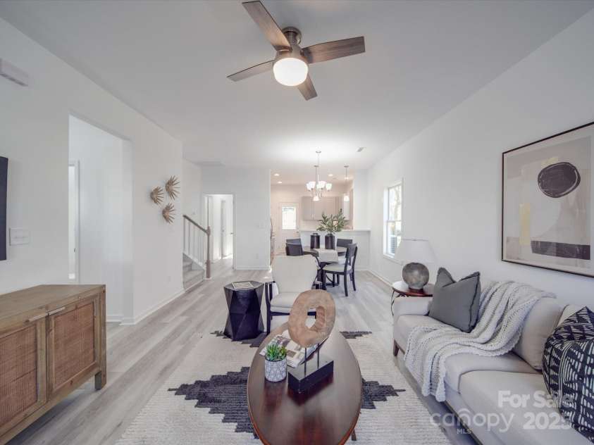 563 Geneva Circle, Gastonia, NC 28056.  MLS# CAR4186751, YatesRealty ID 13540. 