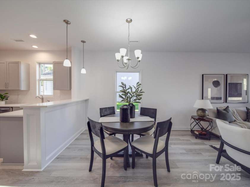563 Geneva Circle, Gastonia, NC 28056.  MLS# CAR4186751, YatesRealty ID 13540. 