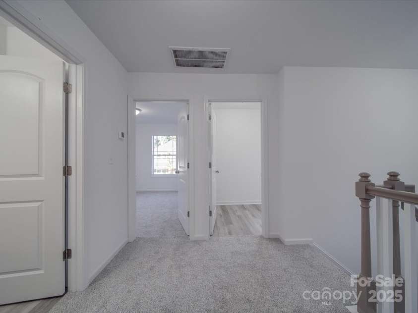 563 Geneva Circle, Gastonia, NC 28056.  MLS# CAR4186751, YatesRealty ID 13540. 