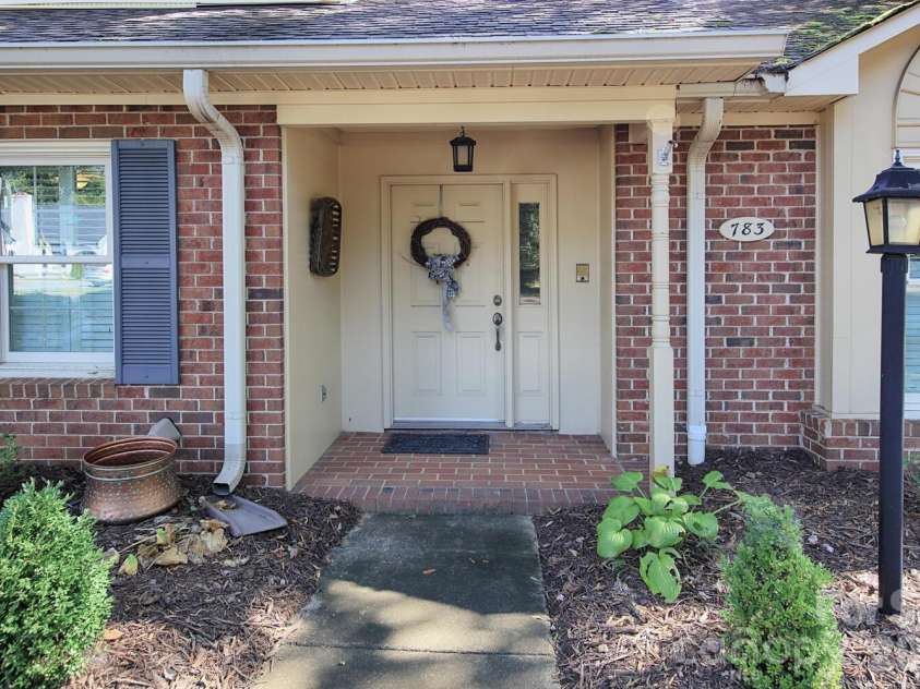 783 Union Street, Concord, NC 28025.  MLS# CAR4298799, YatesRealty ID 13541. 