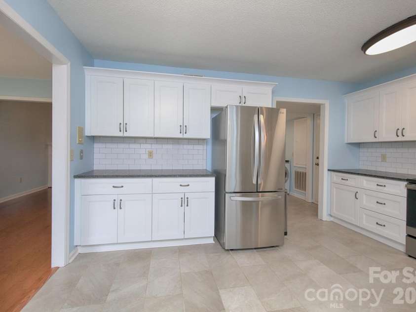 783 Union Street, Concord, NC 28025.  MLS# CAR4298799, YatesRealty ID 13541. 