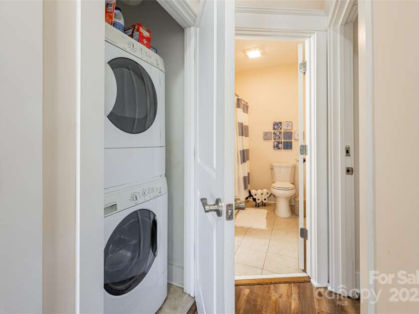 3 Angel Circle, Asheville, NC 28803.  MLS# CAR4238450, YatesRealty ID 13542. Laundry spot #2