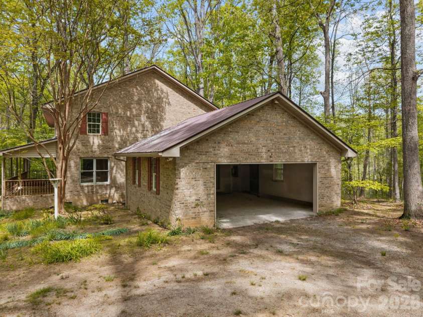 425 Hickory Hill Road, Salisbury, NC 28144.  MLS# CAR4369648, YatesRealty ID 13544. 
