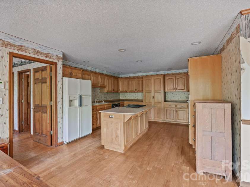 425 Hickory Hill Road, Salisbury, NC 28144.  MLS# CAR4369648, YatesRealty ID 13544. 