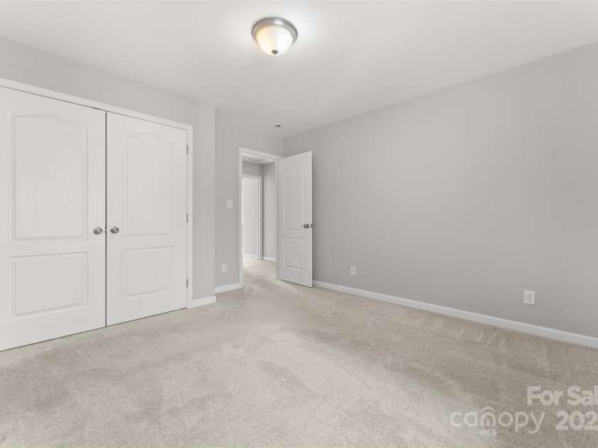 70 Kirby Road, Asheville, NC 28806.  MLS# CAR4240713, YatesRealty ID 13544. 