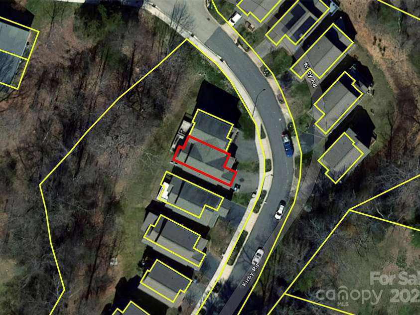 70 Kirby Road, Asheville, NC 28806.  MLS# CAR4240713, YatesRealty ID 13544. 