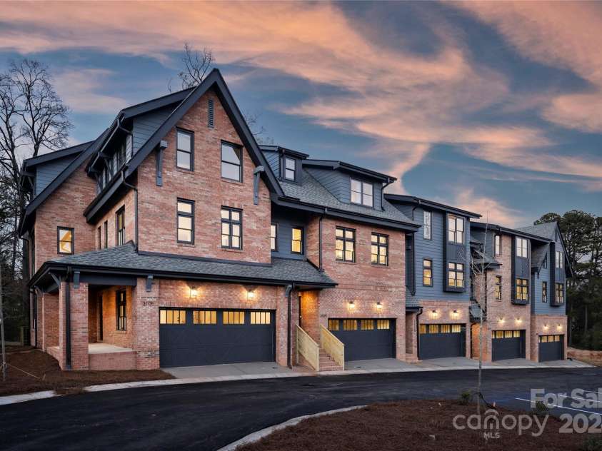 3109 Colyer Place, Charlotte, NC 28205.  MLS# CAR4187031, YatesRealty ID 13545. 