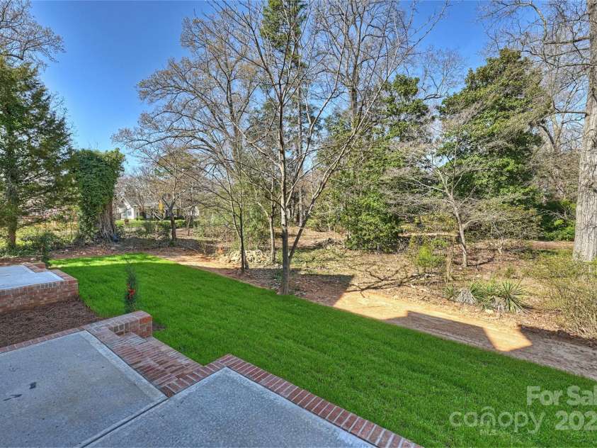 3109 Colyer Place, Charlotte, NC 28205.  MLS# CAR4187031, YatesRealty ID 13545. 