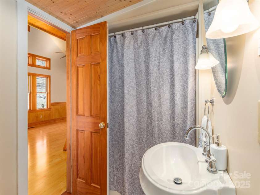 303 Miami Drive, Waynesville, NC 28785.  MLS# CAR4220440, YatesRealty ID 13546. 