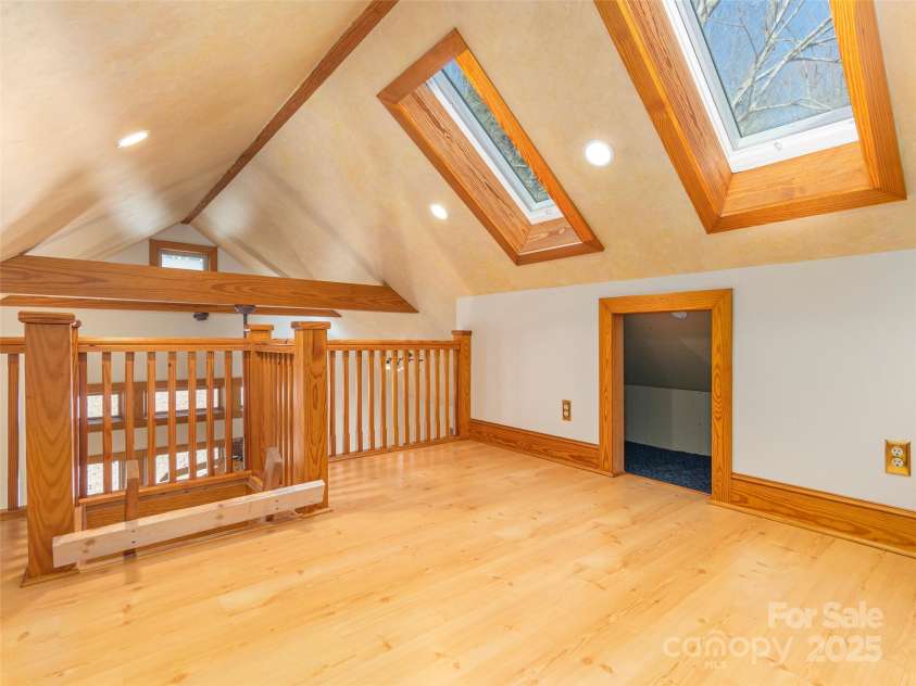 303 Miami Drive, Waynesville, NC 28785.  MLS# CAR4220440, YatesRealty ID 13546. 