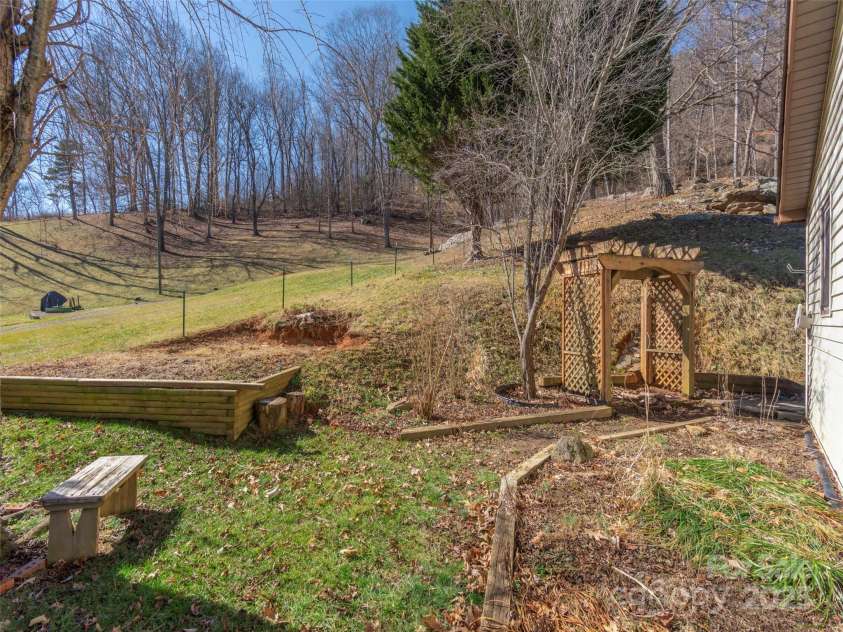 303 Miami Drive, Waynesville, NC 28785.  MLS# CAR4220440, YatesRealty ID 13546. 