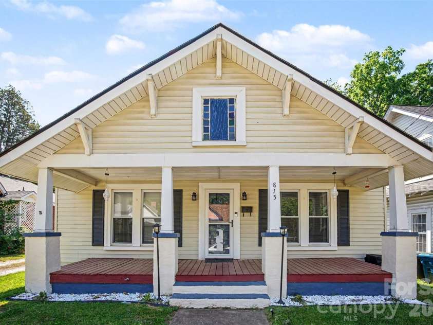 815 Jackson Street, Salisbury, NC 28144.  MLS# CAR4364151, YatesRealty ID 13546. 