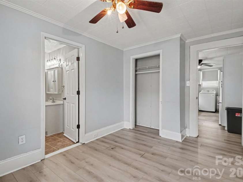 815 Jackson Street, Salisbury, NC 28144.  MLS# CAR4364151, YatesRealty ID 13546. 