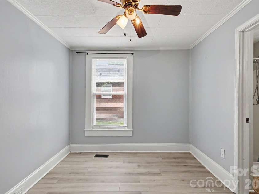 815 Jackson Street, Salisbury, NC 28144.  MLS# CAR4364151, YatesRealty ID 13546. 