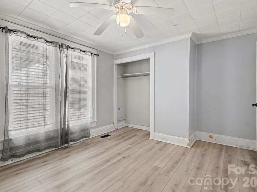 815 Jackson Street, Salisbury, NC 28144.  MLS# CAR4364151, YatesRealty ID 13546. 