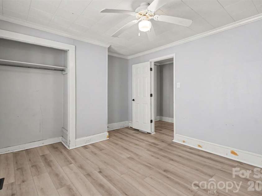 815 Jackson Street, Salisbury, NC 28144.  MLS# CAR4364151, YatesRealty ID 13546. 