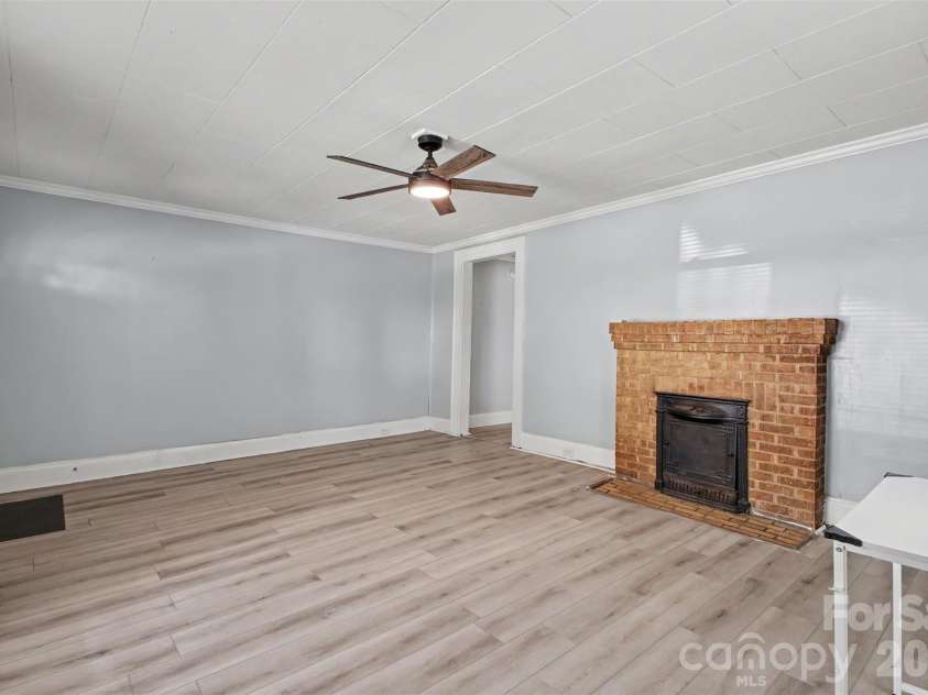 815 Jackson Street, Salisbury, NC 28144.  MLS# CAR4364151, YatesRealty ID 13546. 