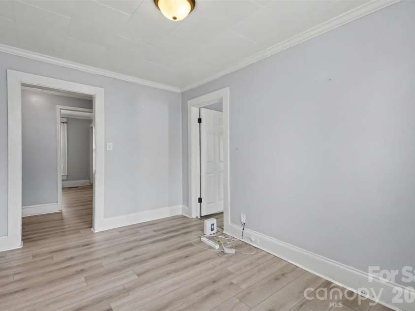 815 Jackson Street, Salisbury, NC 28144.  MLS# CAR4364151, YatesRealty ID 13546. 