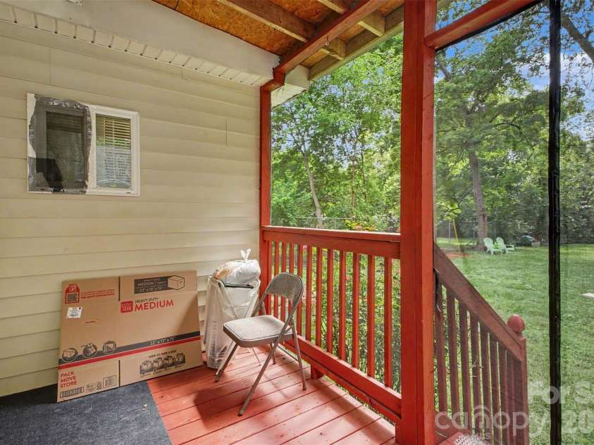 815 Jackson Street, Salisbury, NC 28144.  MLS# CAR4364151, YatesRealty ID 13546. 