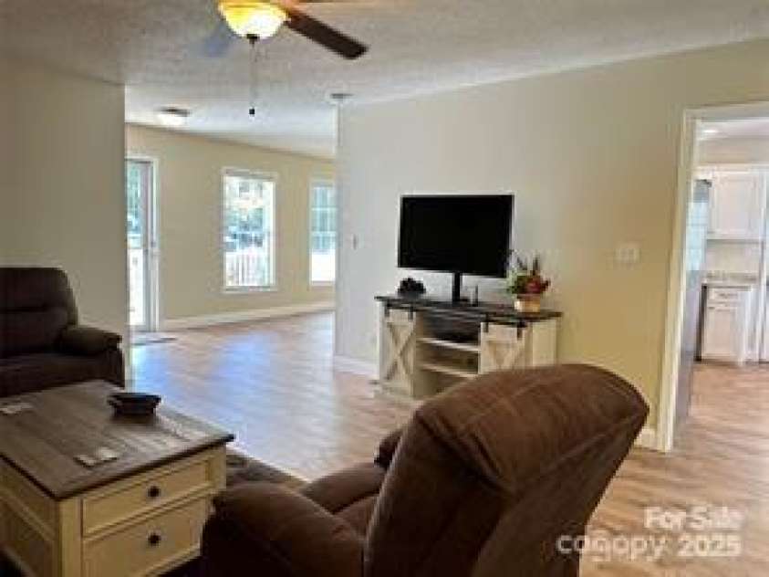 625 Wildwood Drive, Rock Hill, SC 29730.  MLS# CAR4257496, YatesRealty ID 13547. 