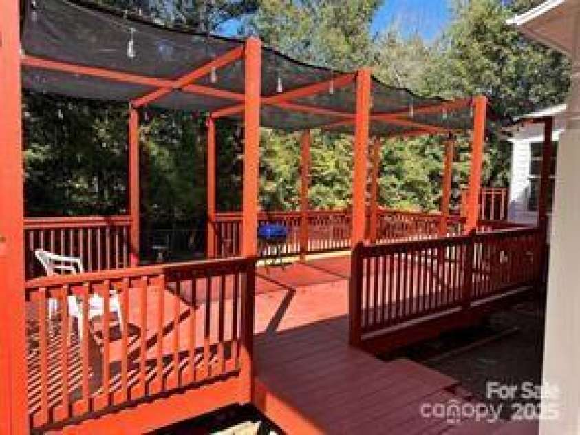 625 Wildwood Drive, Rock Hill, SC 29730.  MLS# CAR4257496, YatesRealty ID 13547. 