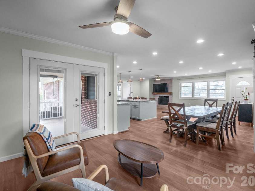 5495 Kershaw Camden Highway, Heath Springs, SC 29058.  MLS# CAR4359531, YatesRealty ID 13549. 
