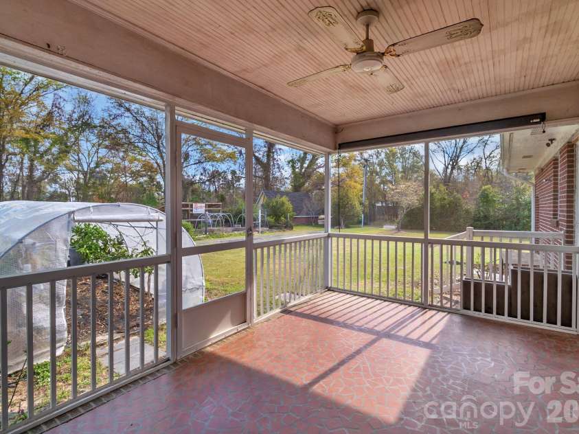 5495 Kershaw Camden Highway, Heath Springs, SC 29058.  MLS# CAR4359531, YatesRealty ID 13549. 