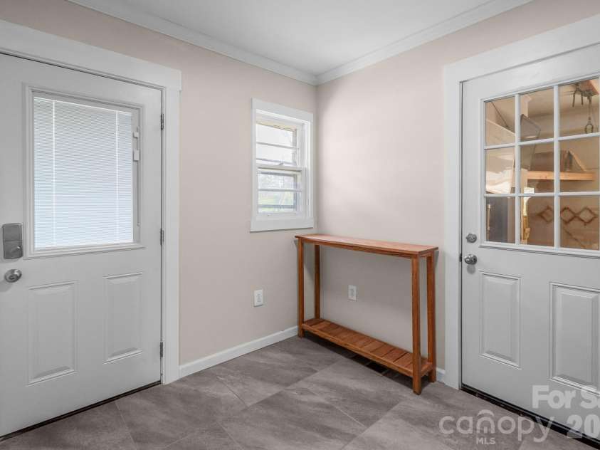 5495 Kershaw Camden Highway, Heath Springs, SC 29058.  MLS# CAR4359531, YatesRealty ID 13549. 