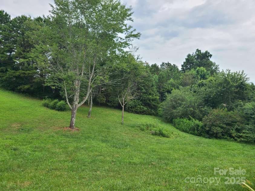 1098 Remington Drive, Conover, NC 28613.  MLS# CAR4328545, YatesRealty ID 1355. 