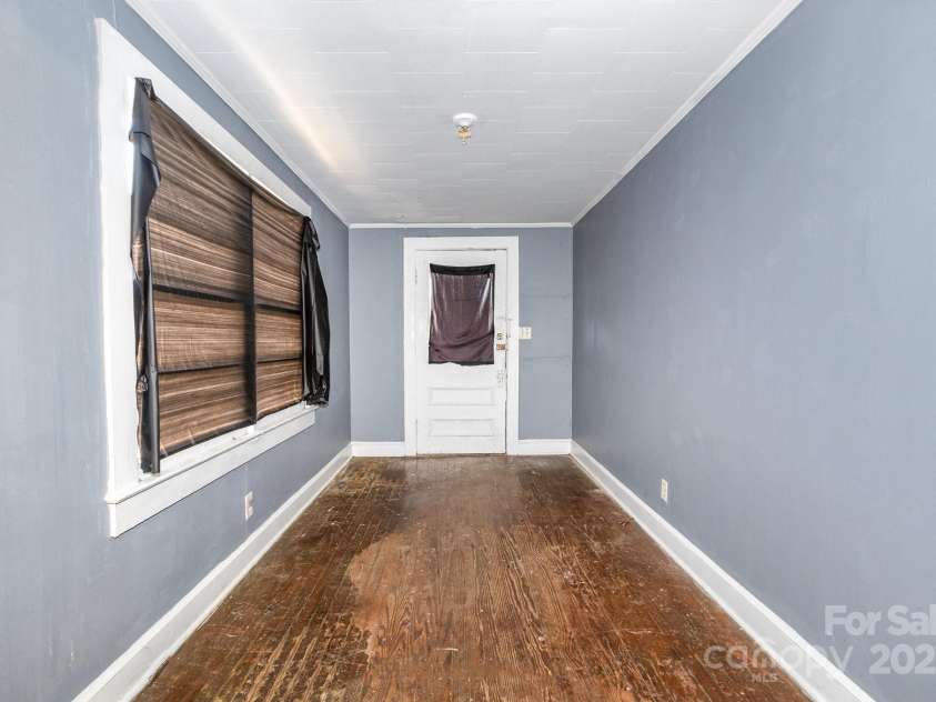 616 Mebane Street, Burlington, NC 27217.  MLS# CAR4228232, YatesRealty ID 1355. 