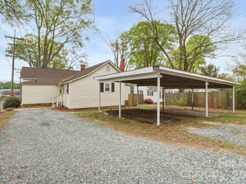 625 Main Street, Kannapolis, NC 28081.  MLS# CAR4365861, YatesRealty ID 13552. Rear View