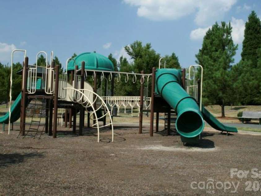 19011 Kailua Circle, Tega Cay, SC 29708.  MLS# CAR4367824, YatesRealty ID 13553. Playground