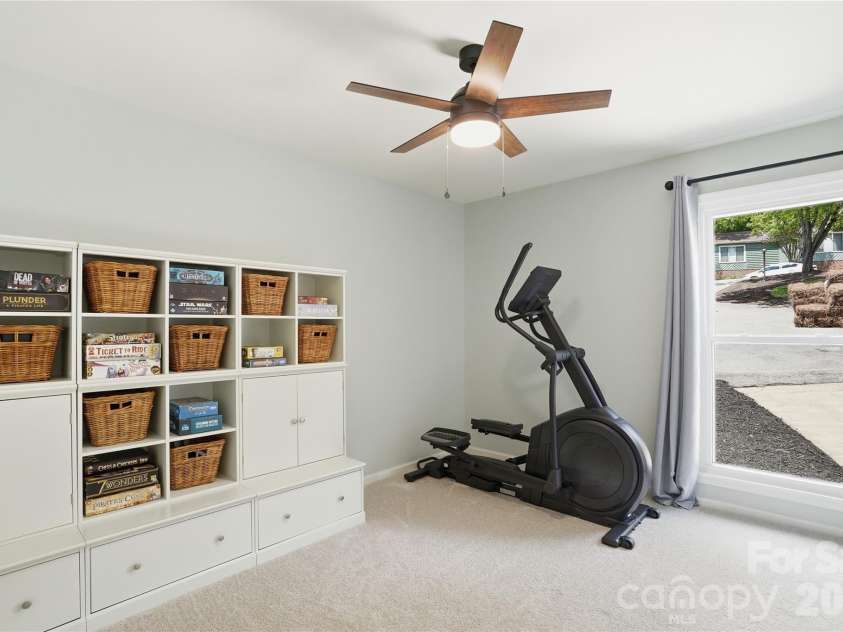 19011 Kailua Circle, Tega Cay, SC 29708.  MLS# CAR4367824, YatesRealty ID 13553. Secondary bedroom