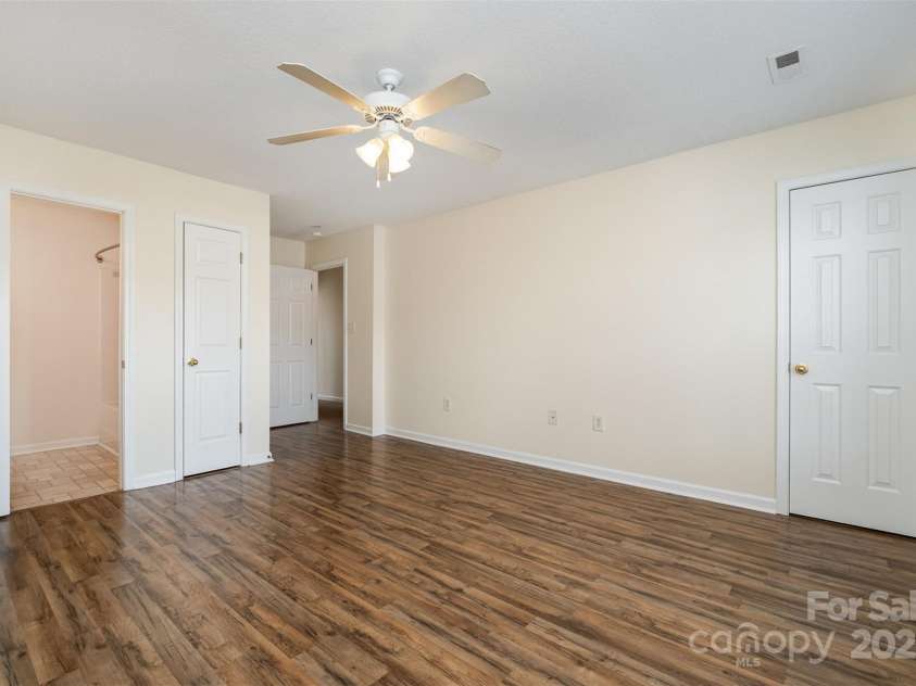 128 Locomotive Lane, Mooresville, NC 28115.  MLS# CAR4231534, YatesRealty ID 13554. 