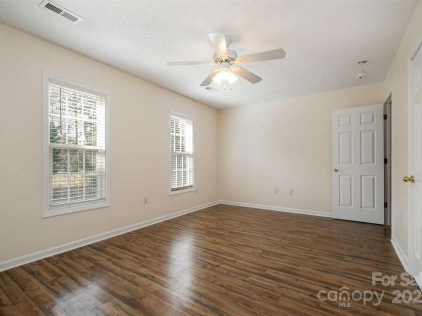 128 Locomotive Lane, Mooresville, NC 28115.  MLS# CAR4231534, YatesRealty ID 13554. 