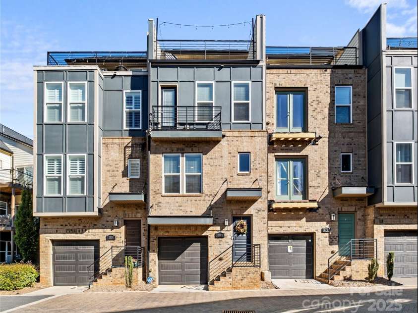 2863 Grand Union Way, Charlotte, NC 28209.  MLS# CAR4255698, YatesRealty ID 13555. 