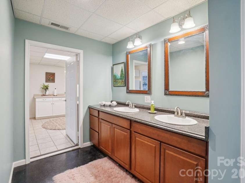 4005 Little River Road, Hendersonville, NC 28739.  MLS# CAR4352423, YatesRealty ID 13556. 
