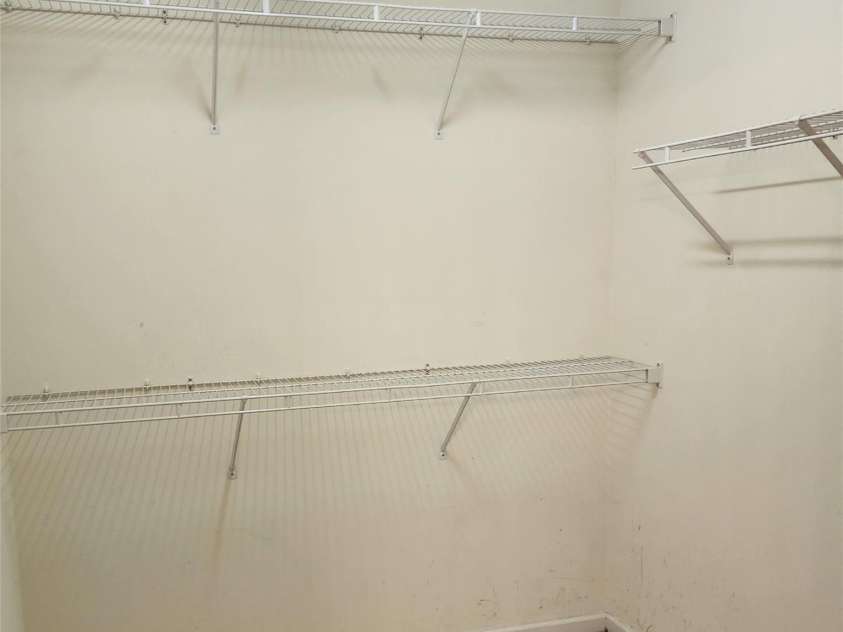 616 Mountain Quail Drive, Charlotte, NC 28216.  MLS# CAR4247404, YatesRealty ID 13557. 