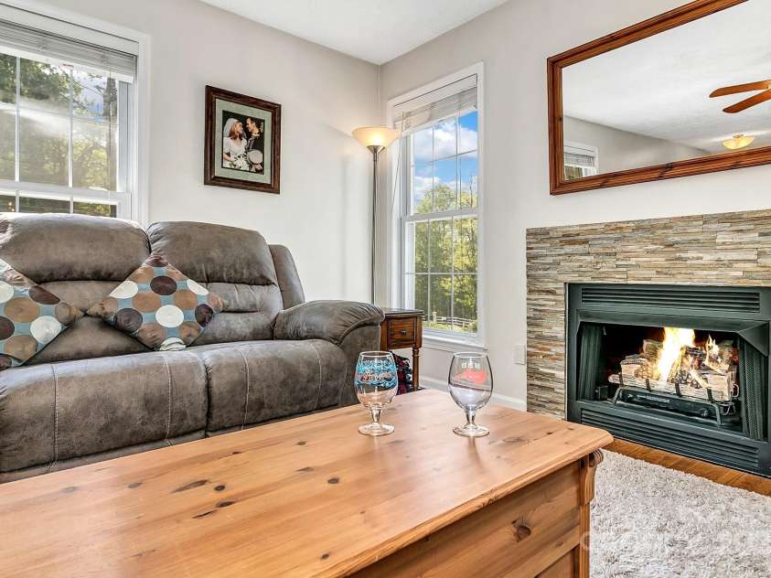 18 Surrey Run, Asheville, NC 28803.  MLS# CAR4250813, YatesRealty ID 13558. 