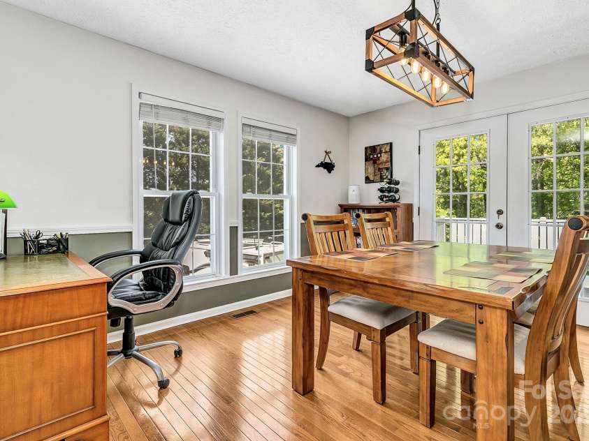 18 Surrey Run, Asheville, NC 28803.  MLS# CAR4250813, YatesRealty ID 13558. 