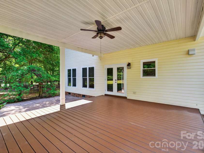 1820 Riva Ridge Court, York, SC 29745.  MLS# CAR4369085, YatesRealty ID 13558. 