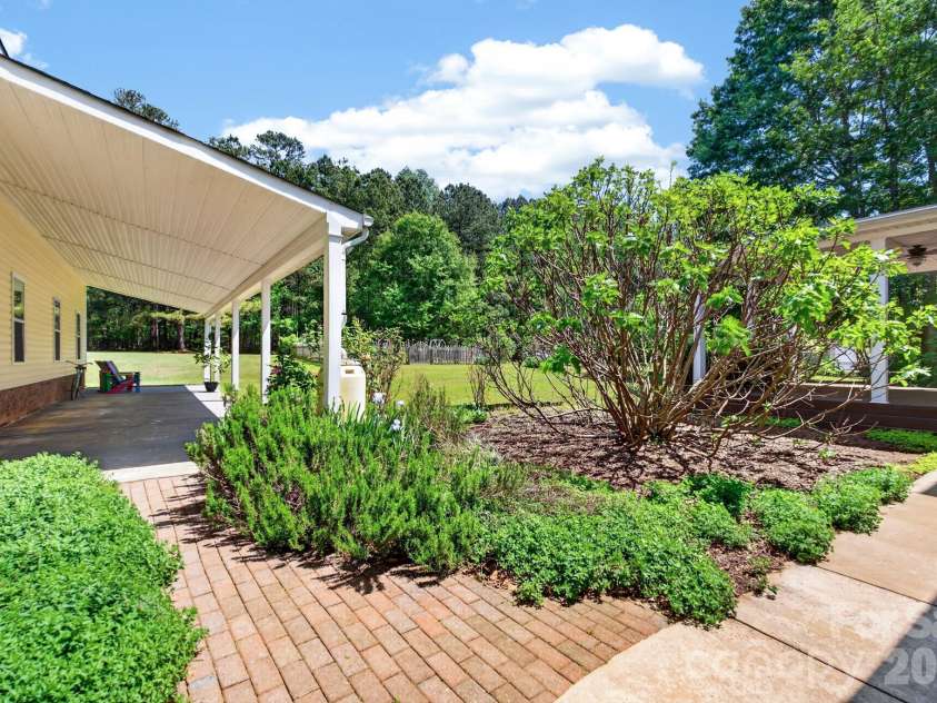 1820 Riva Ridge Court, York, SC 29745.  MLS# CAR4369085, YatesRealty ID 13558. 