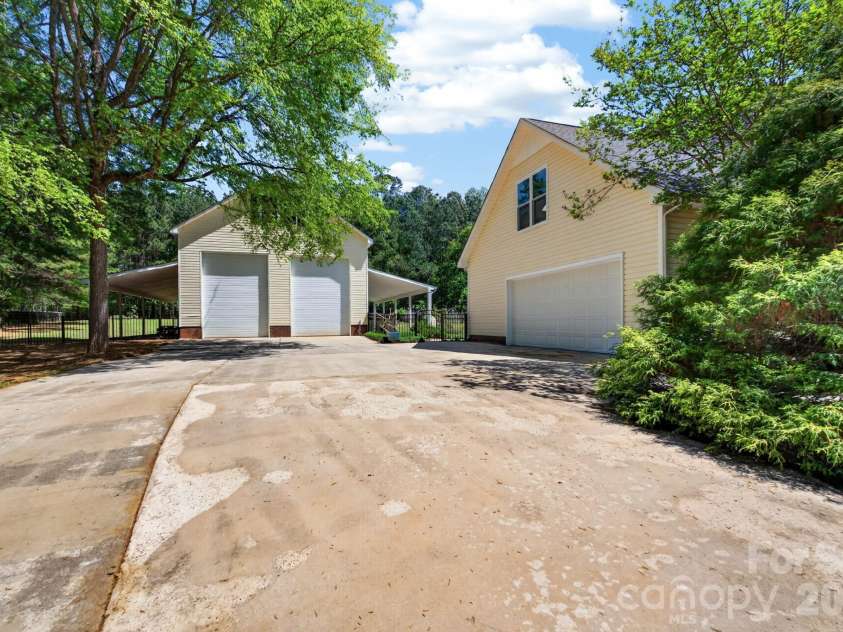 1820 Riva Ridge Court, York, SC 29745.  MLS# CAR4369085, YatesRealty ID 13558. 