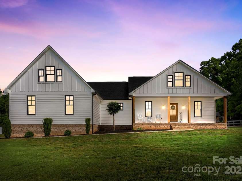 4453 Buffalo Shoals Road, Maiden, NC 28650.  MLS# CAR4251546, YatesRealty ID 13559. 