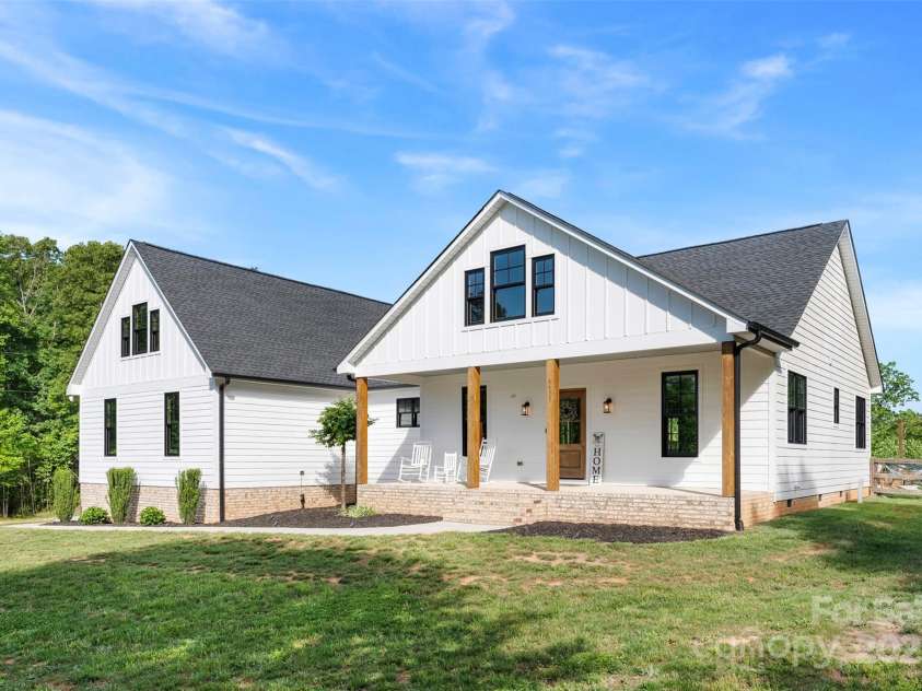 4453 Buffalo Shoals Road, Maiden, NC 28650.  MLS# CAR4251546, YatesRealty ID 13559. 