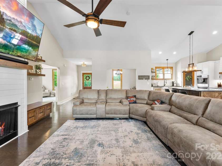 4453 Buffalo Shoals Road, Maiden, NC 28650.  MLS# CAR4251546, YatesRealty ID 13559. 